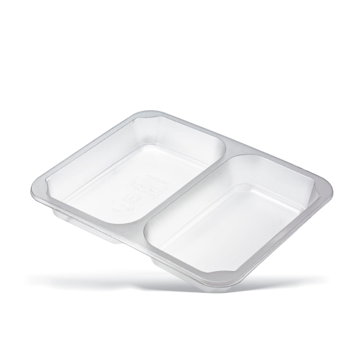 Pojemnik do zgrzewu METROOMILK w kolorze przezroczystym, o wymiarach 227x178x50 mm, z dwiema przegrodami. Produkt ustawiony pod kątem, ukazujący gładką teksturę i wyraźne krawędzie. Idealny do przechowywania żywności.