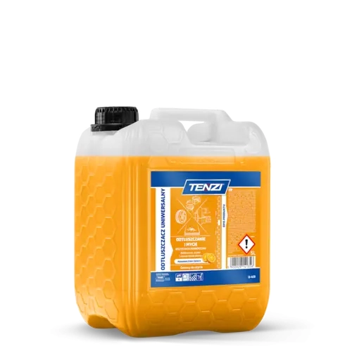 Kanister o pojemności 5 litrów z odtłuszczaczem uniwersalnym TENZI. Przezroczysta butelka z pomarańczowym płynem, czarną zakrętką i etykietą zawierającą niebieskie i białe napisy oraz symbole ostrzegawcze. Widoczny kształt prostokątny.